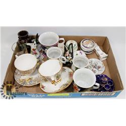 FLAT OF ASSORTED CHINA AND COLLECTIBLES