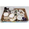 Image 1 : FLAT OF ASSORTED CHINA AND COLLECTIBLES