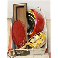 SET OF COWBOY BOOT SALT AND PEPPER SHAKERS