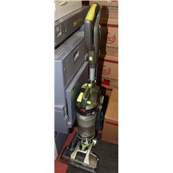 HOOVER WIND TUNNEL VACUUM