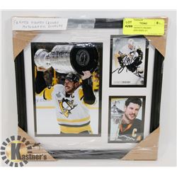 FRAMED SIDNEY CROSBY AUTOGRAPH DISPLAY.