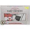 Image 1 : CANADIAN MADE GIANT CHECKERS