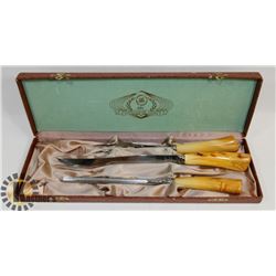 VINTAGE MADE IN CANADA CARVING SET WITH CASE