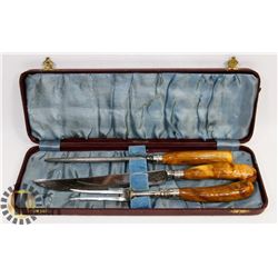 VINTAGE MADE IN ENGLAND CARVING SET WITH CASE