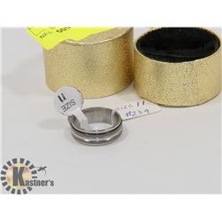 NEW STAINLESS STEEL RING SIZE 11.