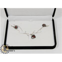 .925 FASHION EARRING & PENDANT SET