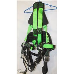 MILLER REVOLUTION FULL BODY SAFETY HARNESS