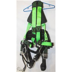 MILLER REVOLUTION FULL BODY SAFETY HARNESS