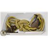 Image 1 : ANTIQUE BARN ROPE PULLEY