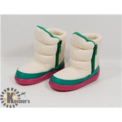 NEW GIRLS RAOUL PINK/GREEN/WHITE SIZE 6/23 KIDS