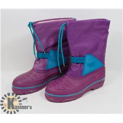 NEW WEATHERGUARD SIZE 3 GIRLS, KIDS WINTER BOOTS