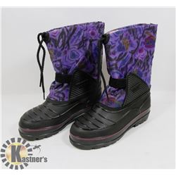 NEW WEATHERGUARD SIZE 1 GIRLS, KIDS WINTER BOOTS