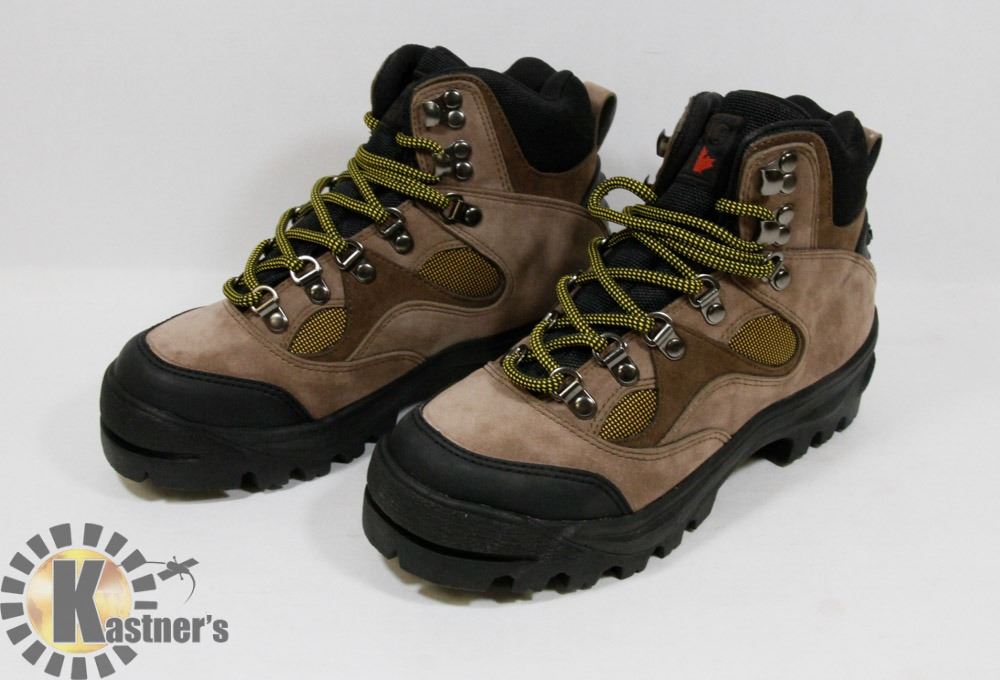 NEW ARCTIC TRAIL SIZE 8 MENS WINTER HIKING BOOTS.