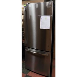 GE 20.9 CU FT BOTTOM FREEZER REFRIGERATOR