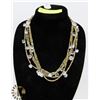 Image 1 : CHRYSOBERYL AND MORGANITE NECKLACE/STAND