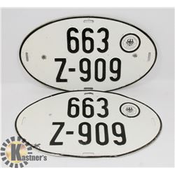 MATCHING PAIR OF VINTAGE GERMAN LICENCE PLATES