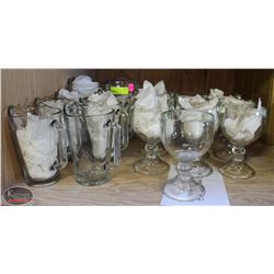 LOT OF 18 HEAVY-DUTY GLASS PITCHERS & BULLDOGS