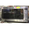 Image 1 : PANASONIC 1200W MICROWAVE M#: NN-SD698S
