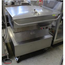 CLEVELAND COMMERCIAL TILTING STEAM KETTLE