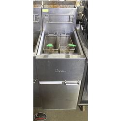 DEAN PROPANE COMMERCIAL DUAL BASKET DEEP FRYER