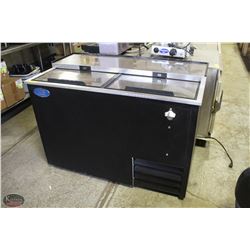 ICB SLIDING TOP REACH-IN COOLER