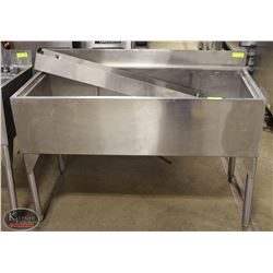 STAINLESS STEEL BAR SINK W/ SPEED RAIL