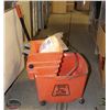 Image 1 : COMMERCIAL MOP BUCKET W/ WRINGER