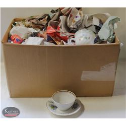 BOX W/ COFFEE CUPS & TEA CUPS