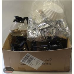 PROCTOR SILEX BLENDER & JUG W/ 3 STANDARD COFFEE