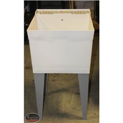 LAUNDRY TUB SINK WITH LEGS - 20" x 24"