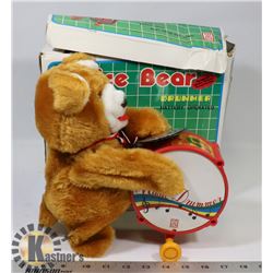 NICE BEAR BATTERY OPERATED DRUMMER.