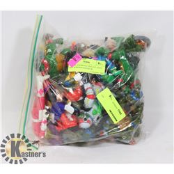 BAG OF ASSORTED VINTAGE TOYS INCL POWER RANGERS &