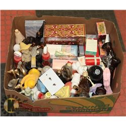 BOX OF ASSORTED VINTAGE PERFUME BOTTLES.