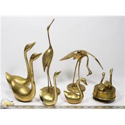 LARGE FLAT OF BRASS BIRD FIGURES.