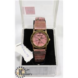 THE GEM TIME WATCH - ON CHOICE