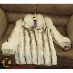 ESTATE AUTHENTIC FOX FUR JACKET - SIZE M -