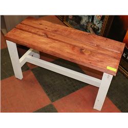 FARM STYLE WOOD BENCH.