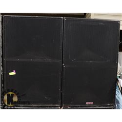 GROUP OF 2 HIGH-OUTPUT EAW COMMERCIAL SPEAKERS