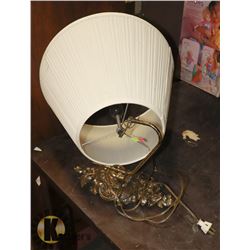 BRASS WALL MOUNT LAMP
