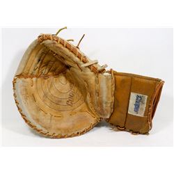 1960'S EARLY 70'S COOPER GOALIE TRAPER.