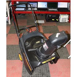 POULAN PRO 21" SNOW BLOWER GAS