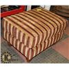 Image 1 : BROWN STRIPED FABRIC OTTOMAN 28"X22".