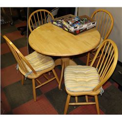 LIGHT OAK 40" TABLE WITH 4 CHAIRS