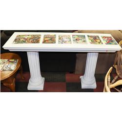 LARGE MANTLE PIECE WITH COLUMNS.