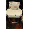 Image 1 : VINTAGE HIGH CHAIR