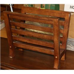 SOLID WOOD MAGAZINE RACK