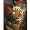 Image 1 : PALLET OF ESTATE MISC AND COLLECTIBLES