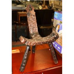 VINTAGE WOOD CARVED CHAIR