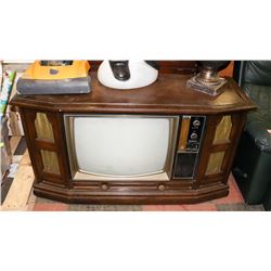 PANASONIC CONSOLE TV