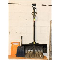 LOT OF 5 SNOW SHOVELS AND 2 ARE FOLDING SNOW